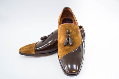 Zapato mocasín gamuza miel corte marrón